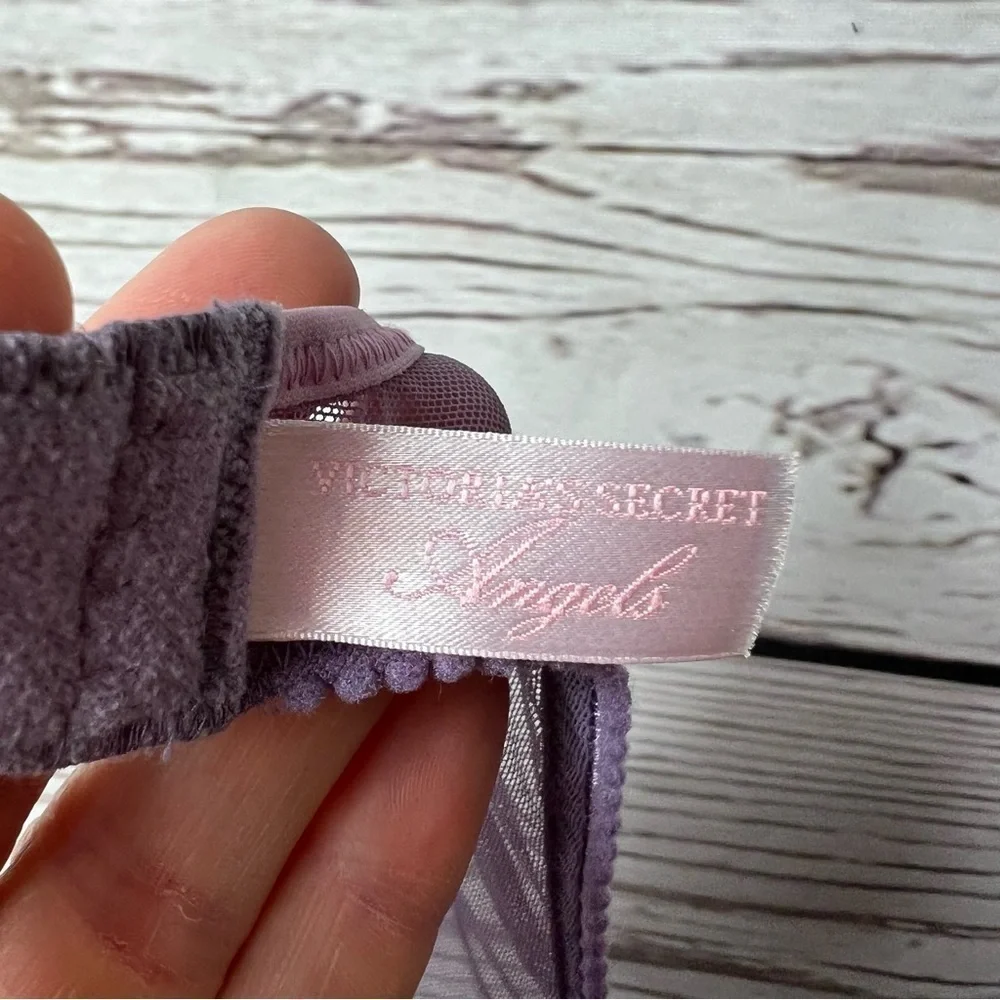Victorias Secret size 36c